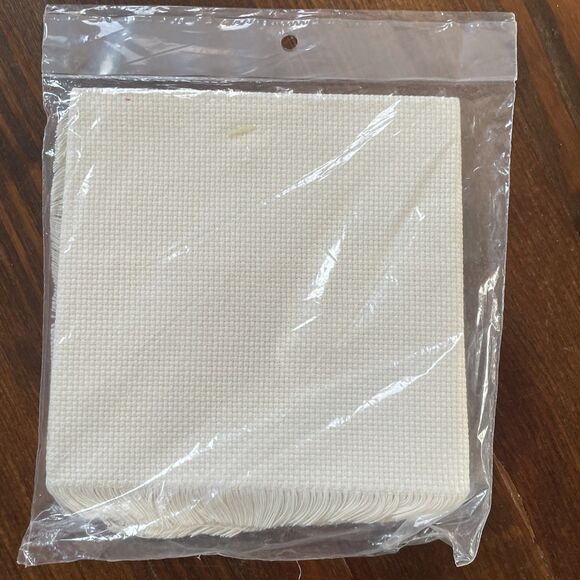 Charles Craft IVORY 15"x15" New Napkin Royal Classic EZ Care Fabric NWT - Picture 4 of 5